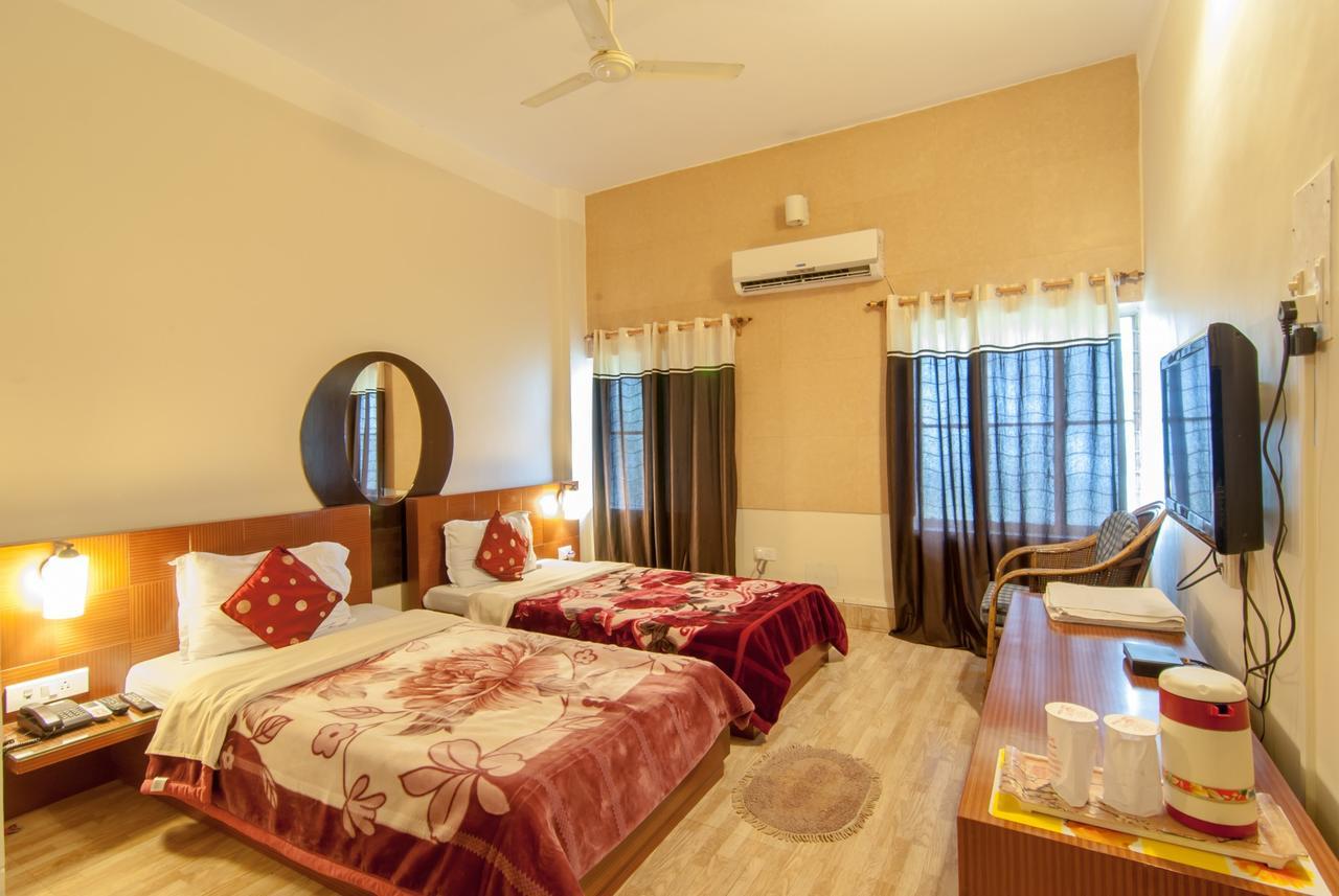 Hotel Jyoti Forbesganj Extérieur photo